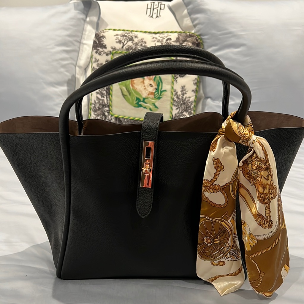 Black Tote With Gold Kelly Clasp